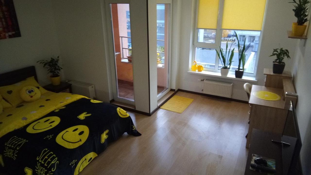 Positive Smile Studio Apartment In The Colorful Comfort Town Residental Complex. Kt-06. Kijów Zewnętrze zdjęcie